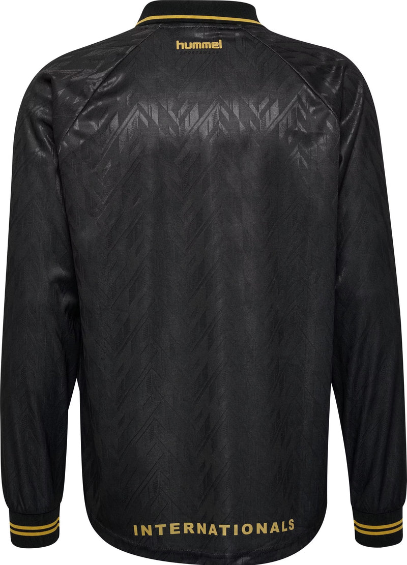 Black Loose Fit bay Soccer Tee Long Sleeved